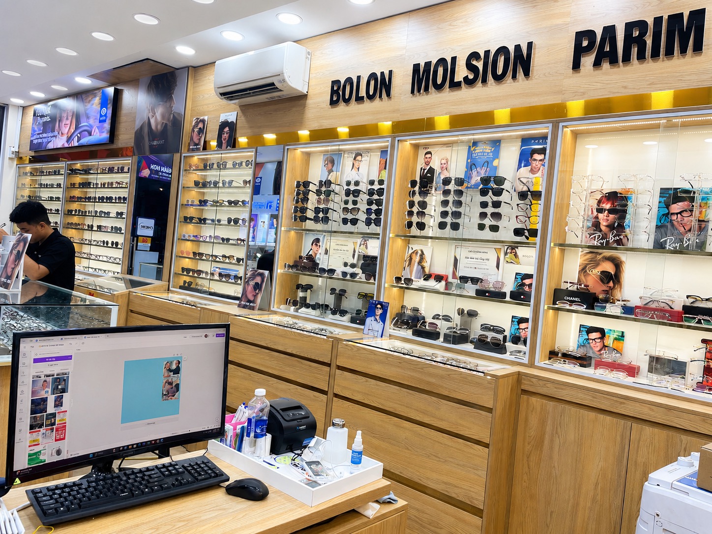 Không gian tư vấn kính mắt ASV Optical